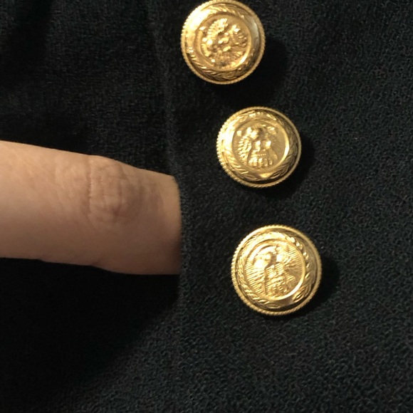 VINTAGE Preppy Black Blazer with Gold Crest 80’s and 90’s Style (L) - Picture 2 of 8